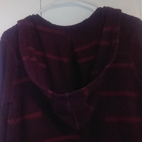 Lucky Brand sweater - Picture 7 of 7